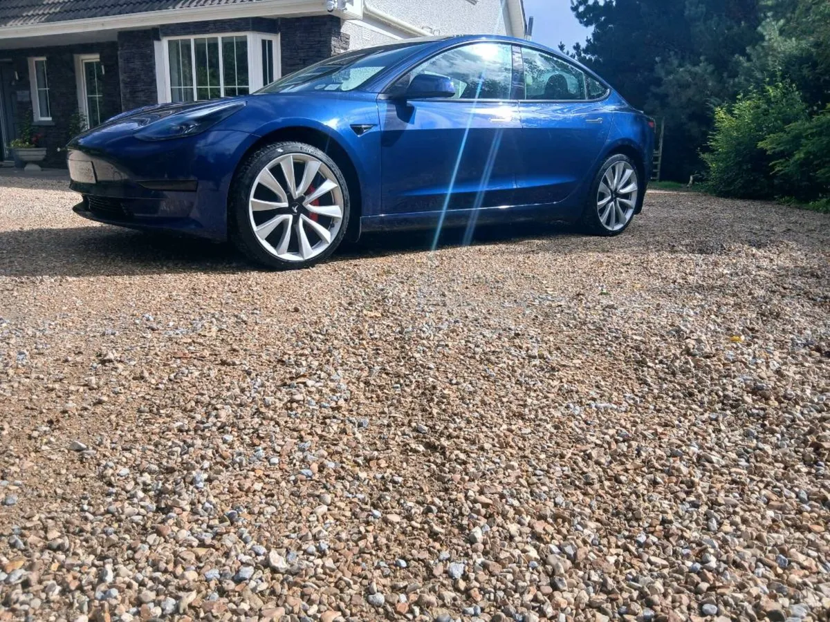 2022 Tesla Model 3 SR RWD - Image 6