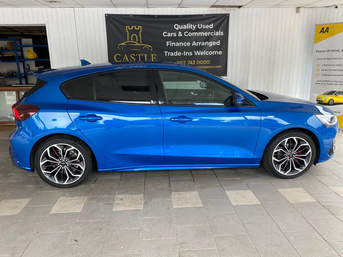 221 Ford Focus ST-Line Vignale - Image 3