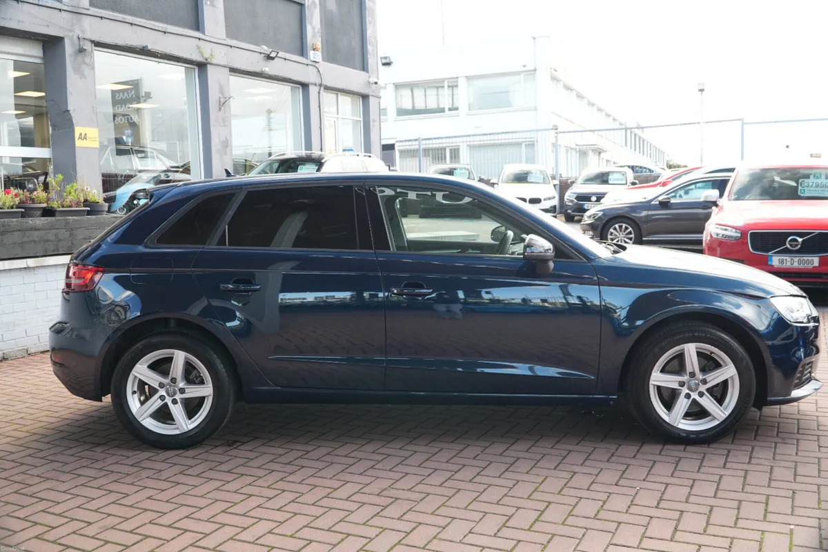 Audi A3 2016 - Image 3