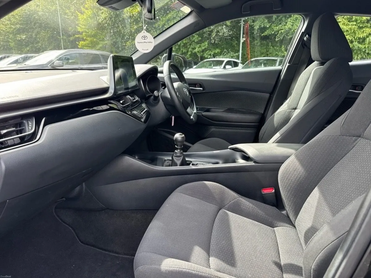 Toyota C-HR C-HR 1.2T LUNA - Image 6