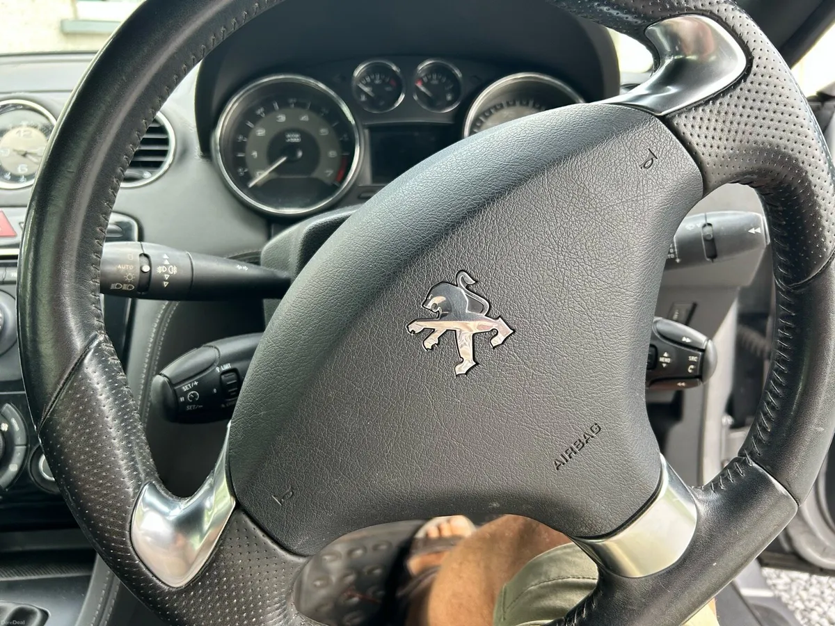 Peugeot RCZ 1.6 petrol - Image 4