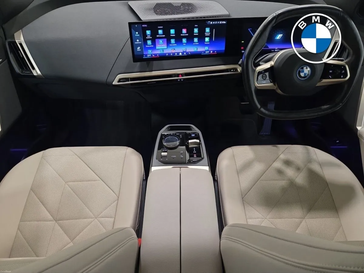 BMW iX xDrive40 M Sport - Image 4