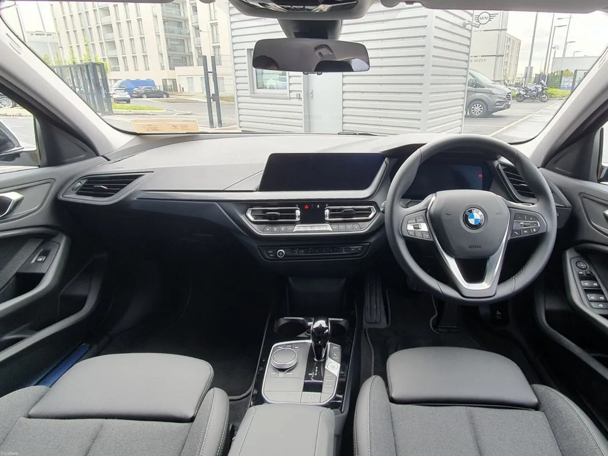 BMW 1-Series 118i Sport - Image 4