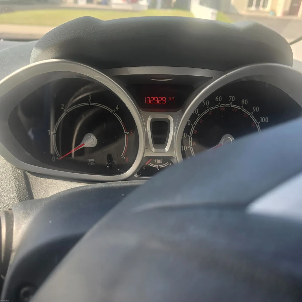 Ford Fiesta 2010 - Image 5