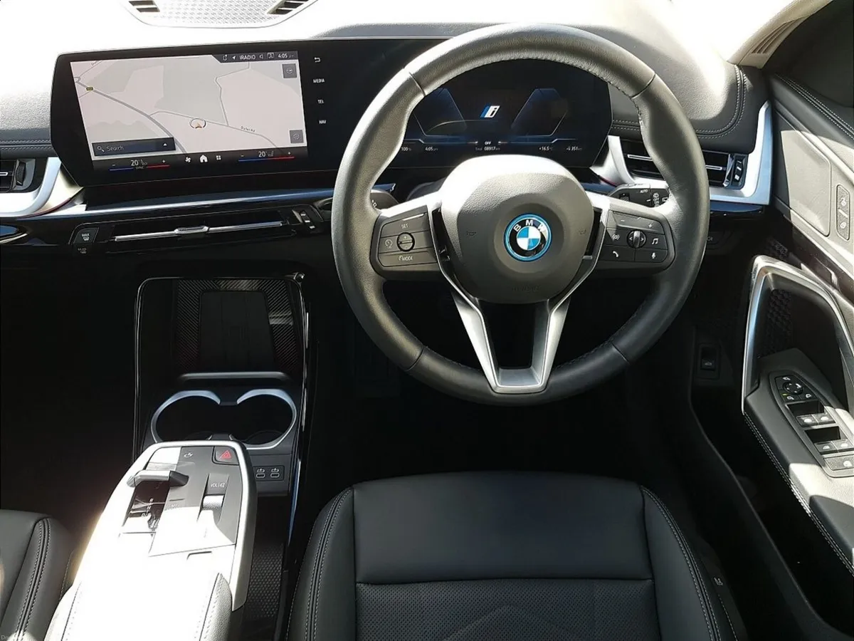 BMW iX1 eDrive20 xLine - Image 5