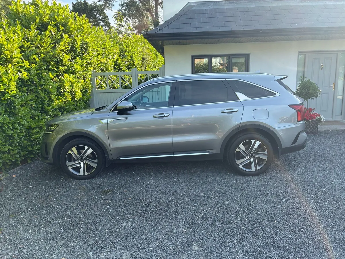 Kia Sorrento - Image 2
