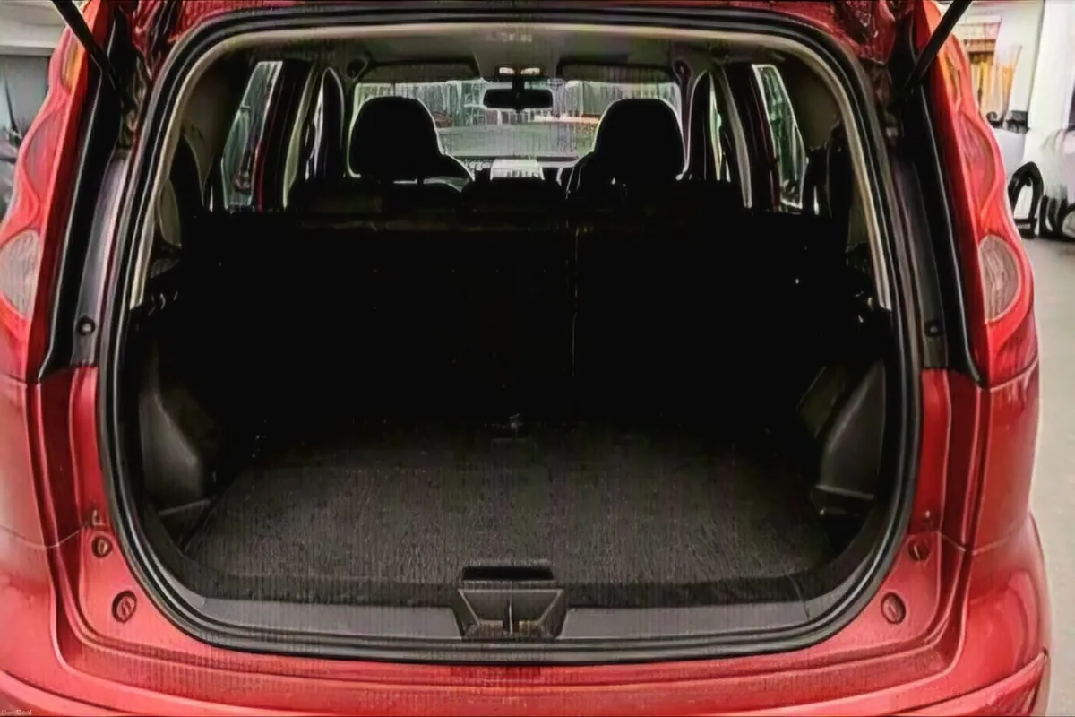 Nissan Note 2008 AUTOMATIC - Image 5