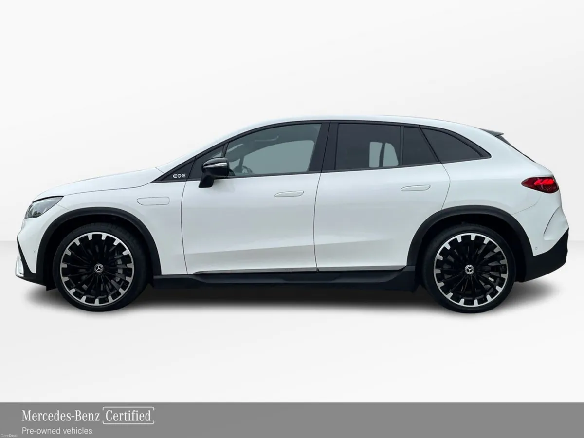 Mercedes-Benz EQE 300 AMG Line SUV **Air Suspensio - Image 6