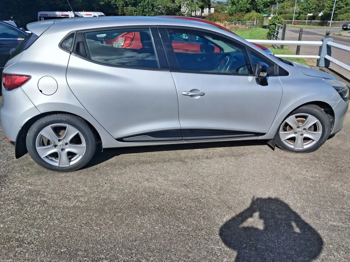 Renault Clio 2017 - Image 4