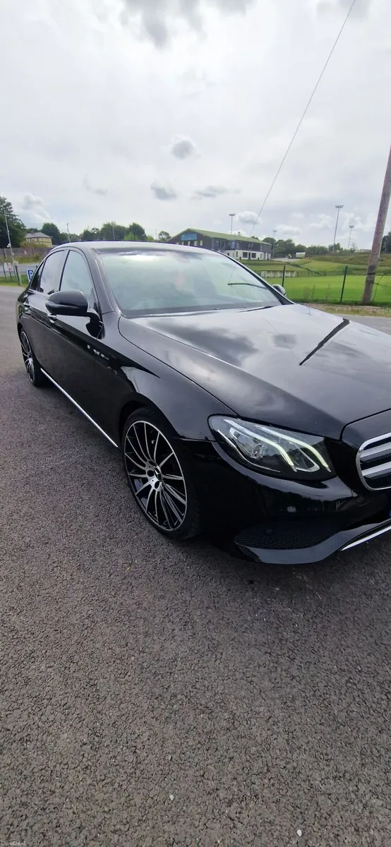 Mercedes-Benz E-Class 2018 - Image 4
