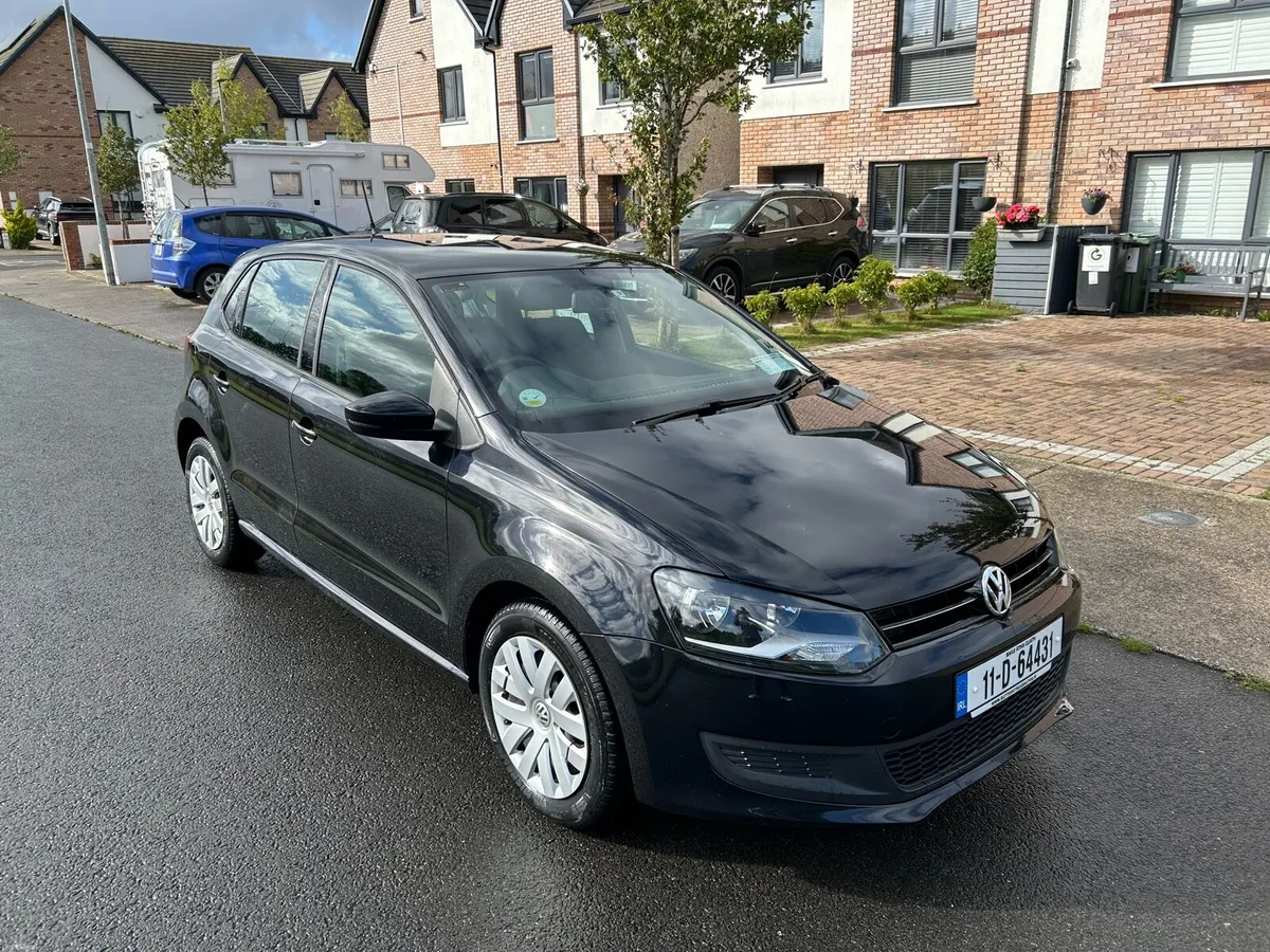 11 VOLKSWAGEN POLO 1.2 HIGHLINE  €6,950 LOW KMS - Image 1