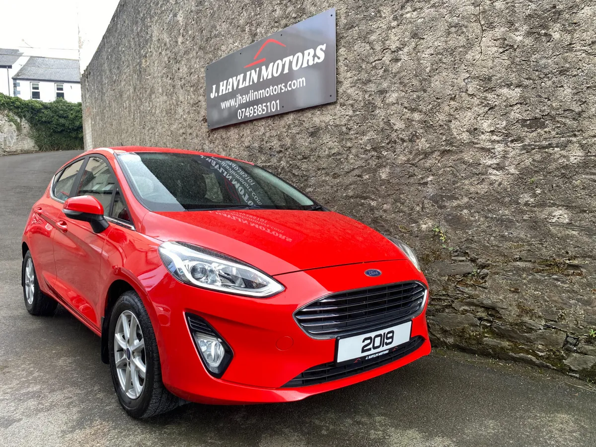 Jan 2019 Ford Fiesta 1.1 Zetec 85 - Image 2