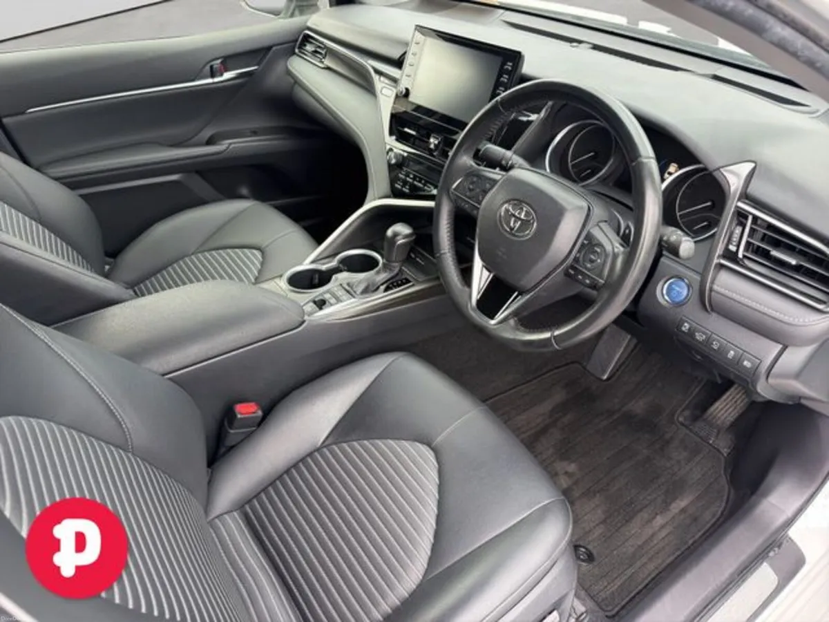 Toyota Camry WS Spec 2.5 Hybrid Auto - Straight Sa - Image 5