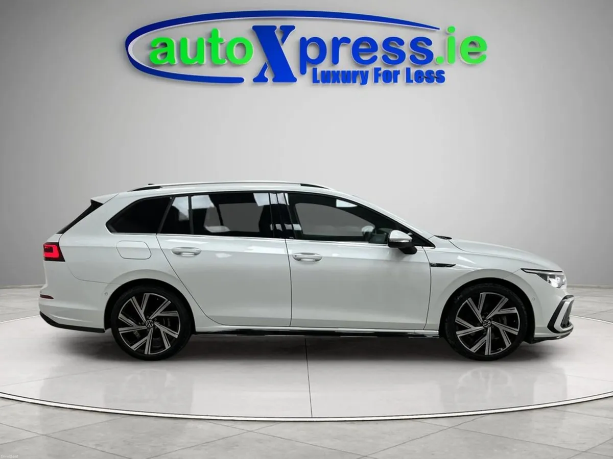 Volkswagen Golf TDI R-LINE Low mileage - Image 5