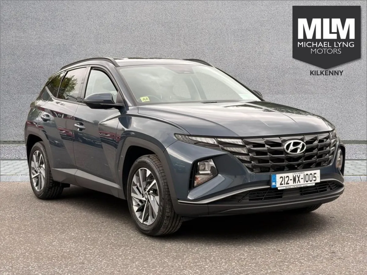 Hyundai Tucson ix35 Executive 2WD 5DR - Image 1