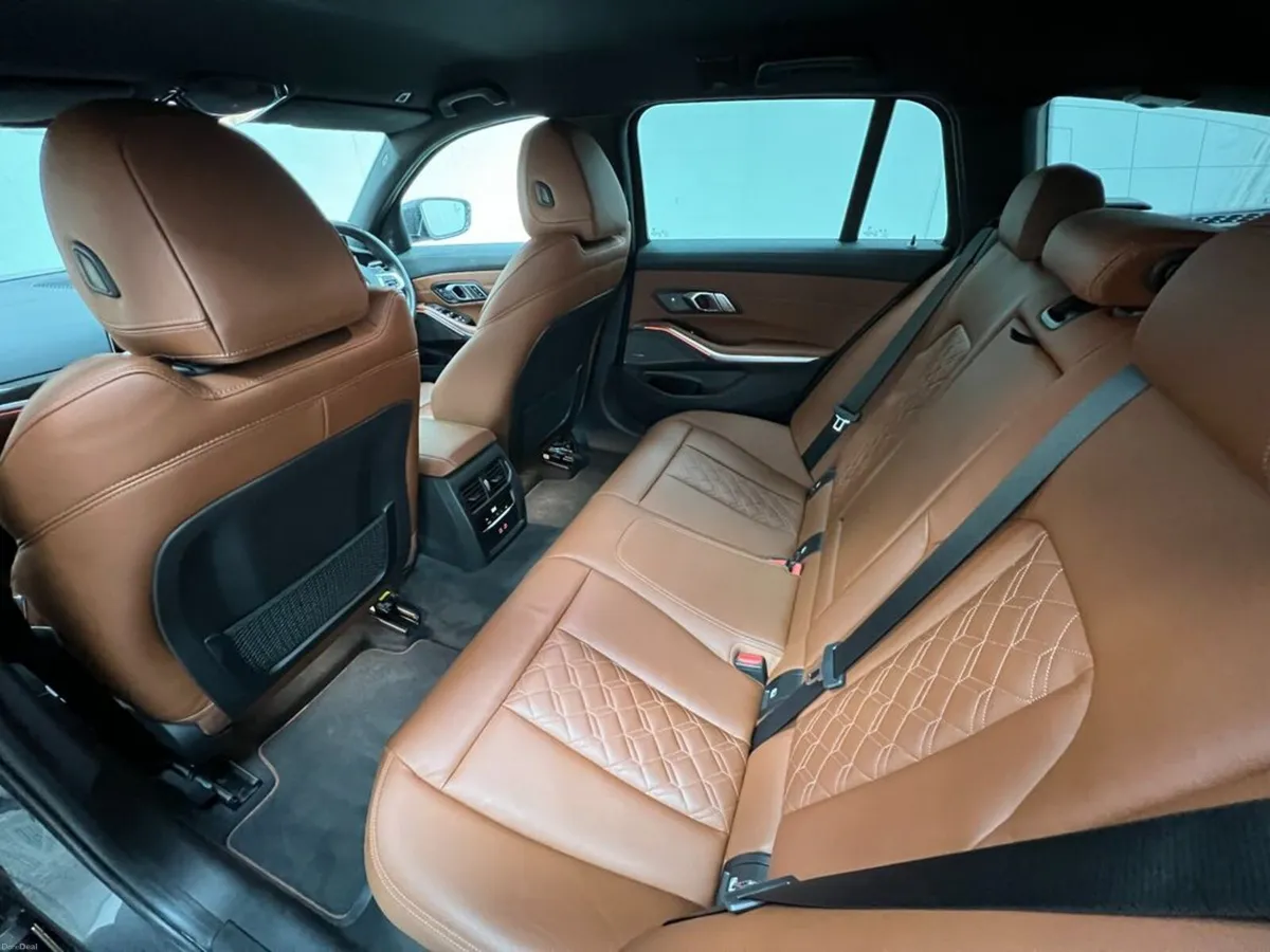 BMW 3-Series 320D TOURING XDRIVE M-SPORT Automatic - Image 6