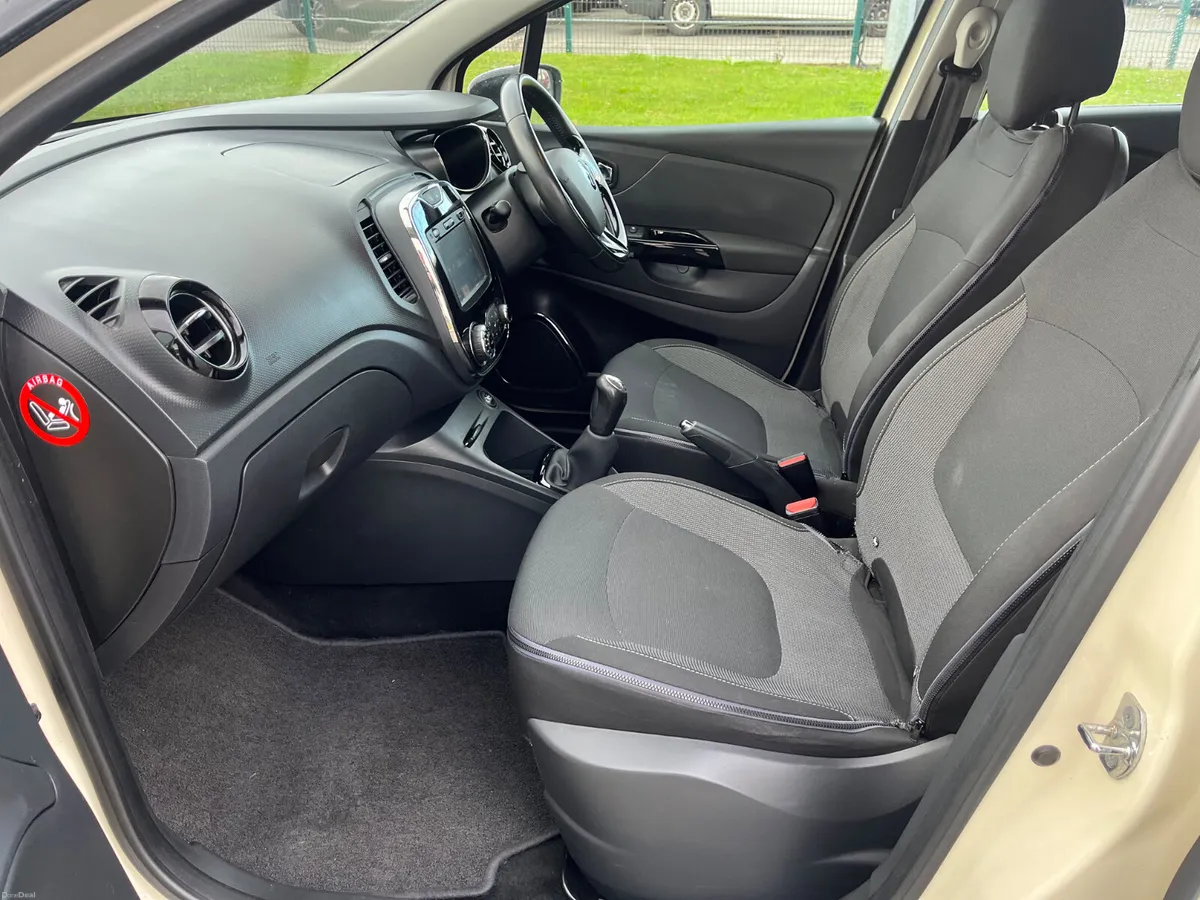 Renault Captur 2015 - Image 6