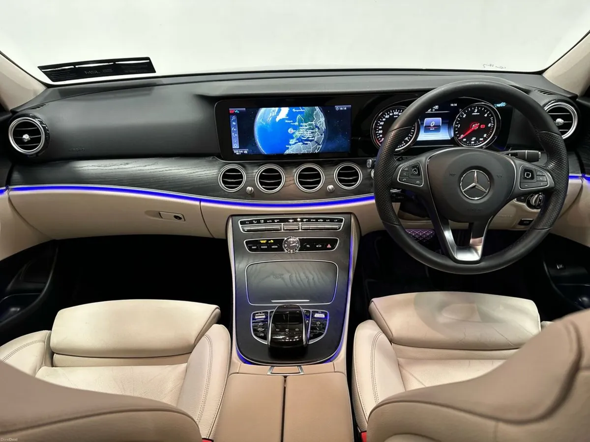 Mercedes-Benz E-Class E200 D AMG Exterior Line - Image 2