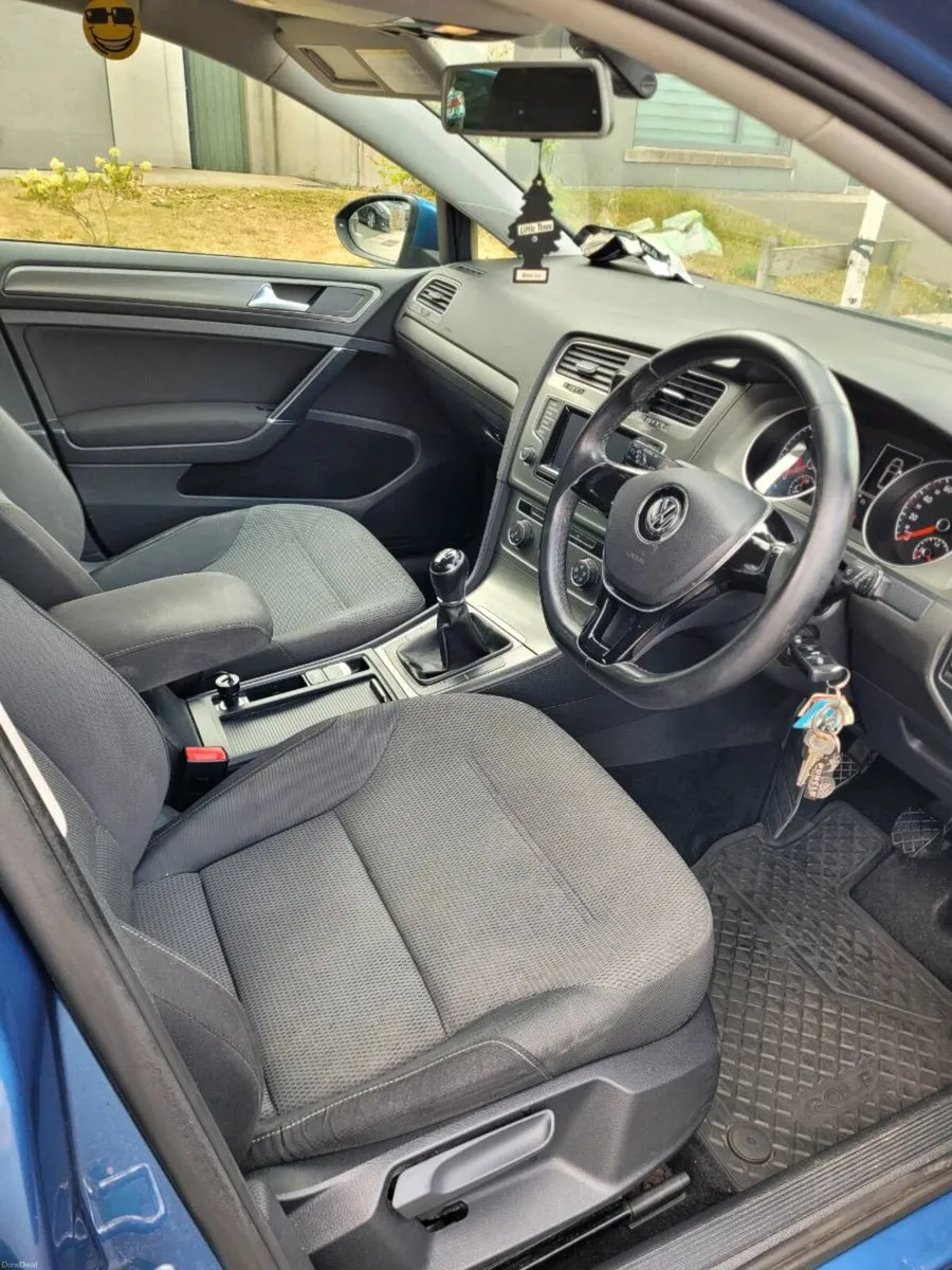 Volkswagen Golf - Image 5