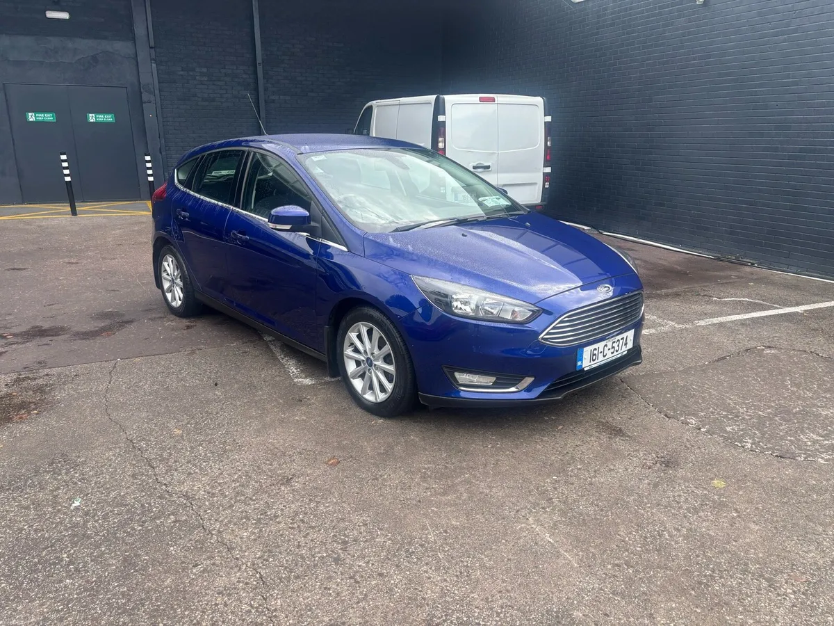 2016 ford focus titanium DSL - Image 2
