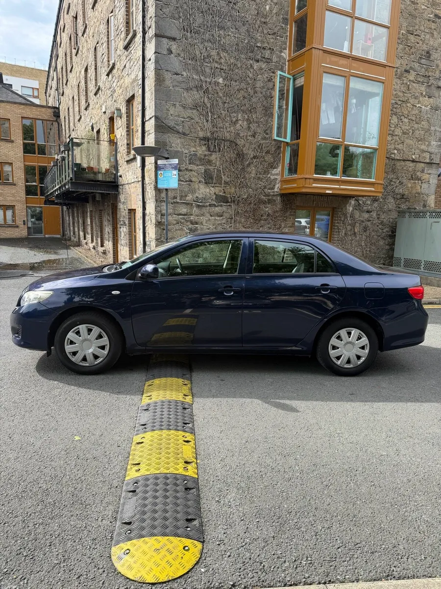 Toyota Corolla - Image 3