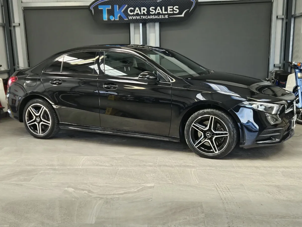 22 MERCEDES-BENZ A 250 AMG LINE ED EXECUTVE - Image 1