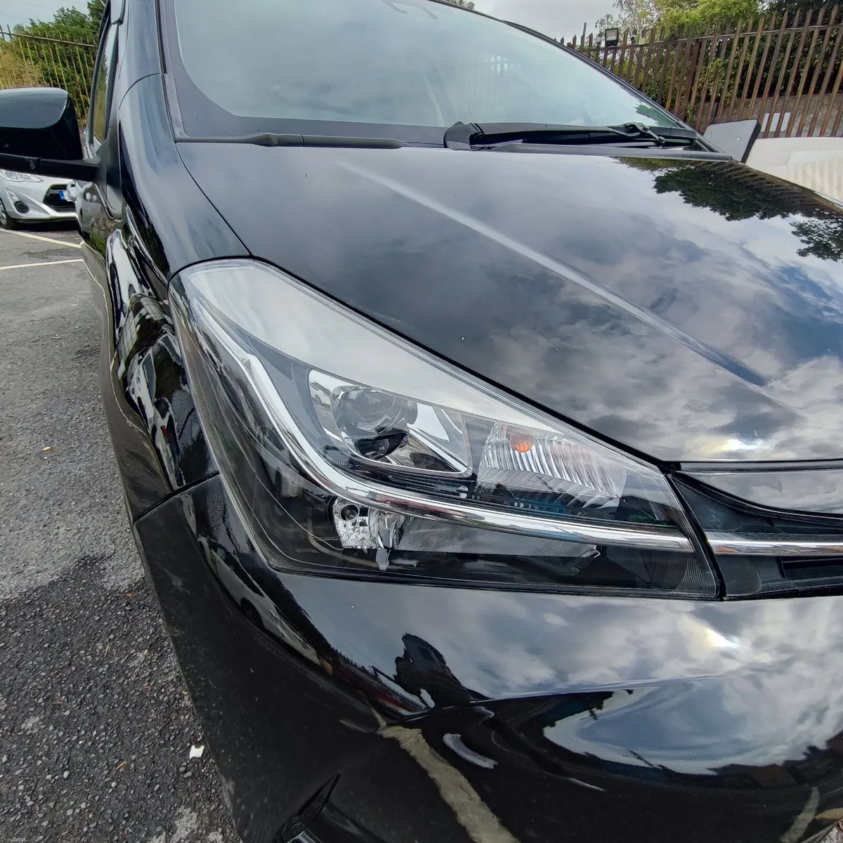 Toyota Vitz 2016 - Image 2