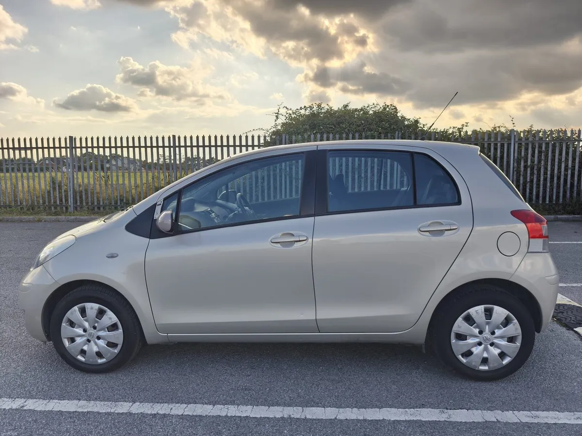 Toyota Yaris Automatic - Image 4