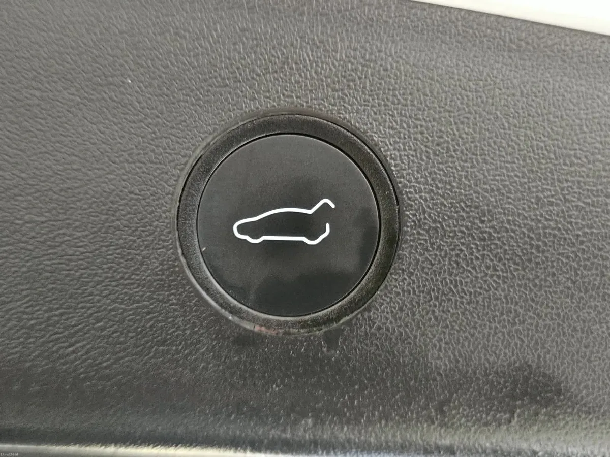 221 TESLA MODEL 3 LONG RANGE AWD - Image 6