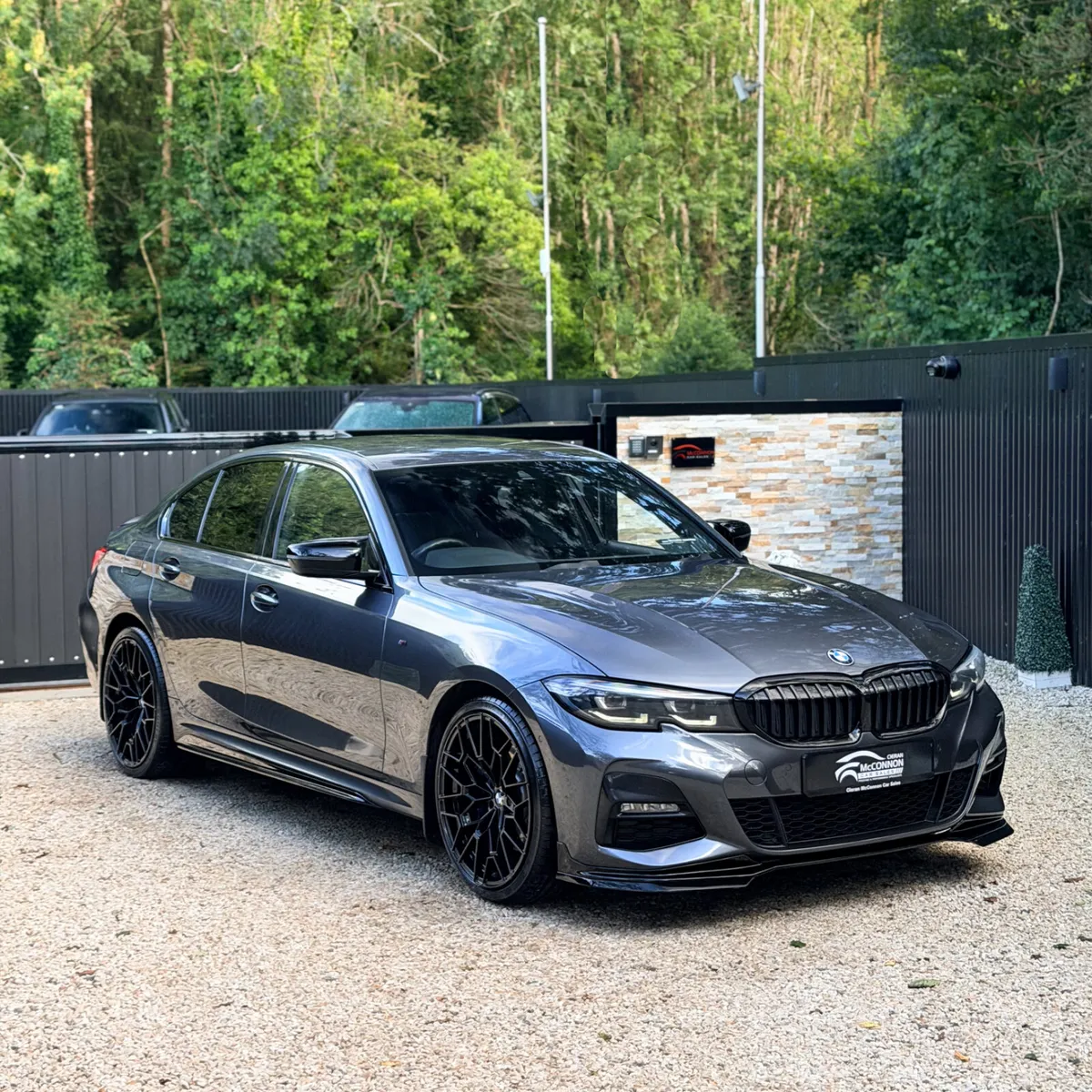 2021 (211) BMW 330E M Sport *GREAT VALUE - Image 1