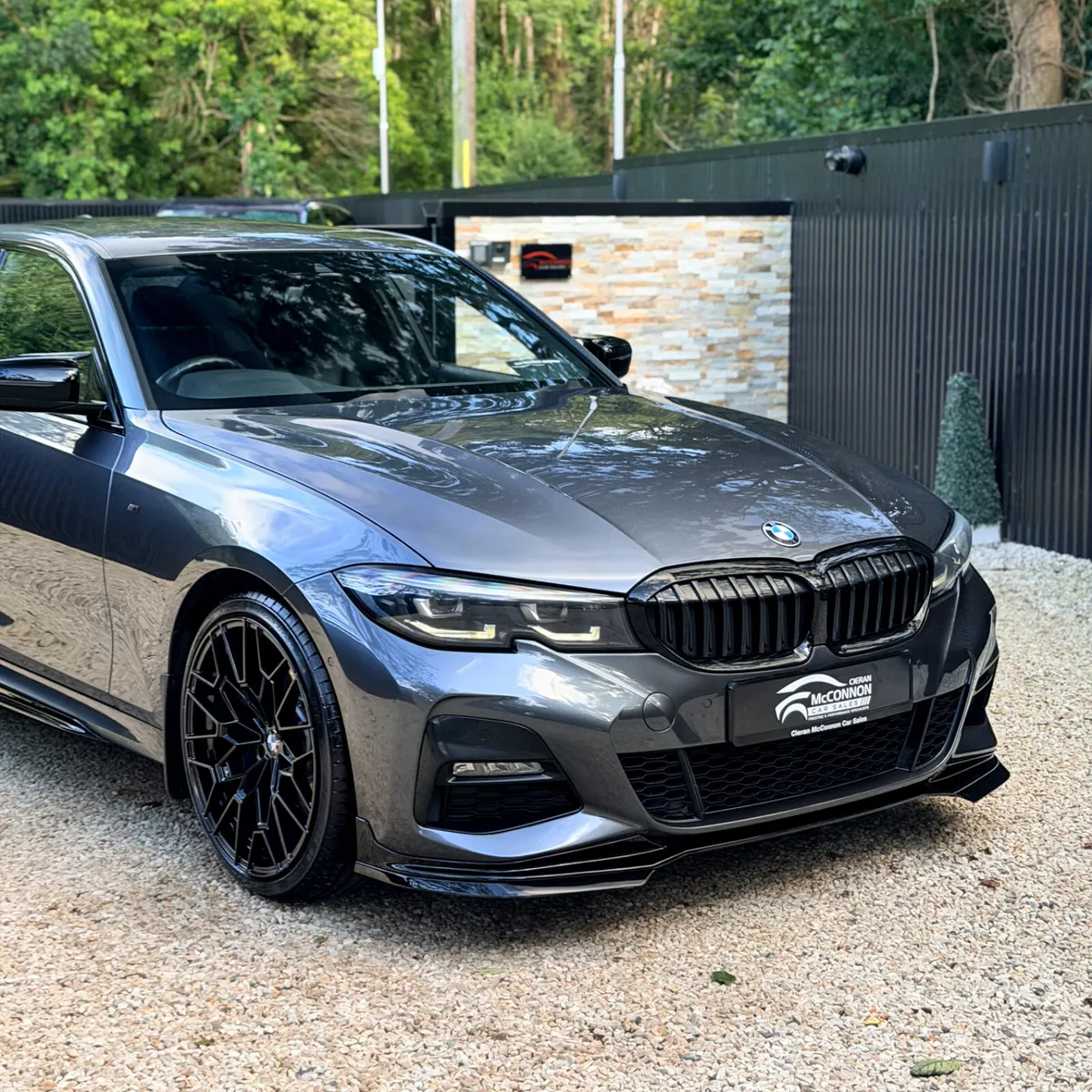 2021 (211) BMW 330E M Sport *GREAT VALUE - Image 2