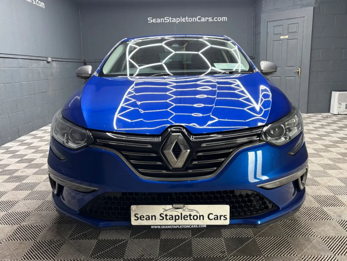 Renault Megane IV GT LINE NAV DCI 110 4DR - Image 2