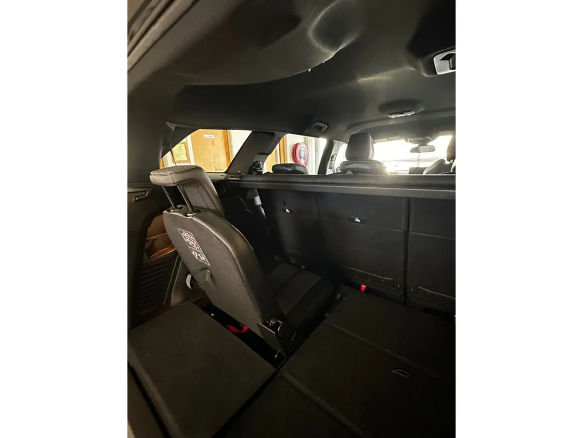 Peugeot 5008 FL ALLURE 1.5 BLUE HDI 13 - Image 4