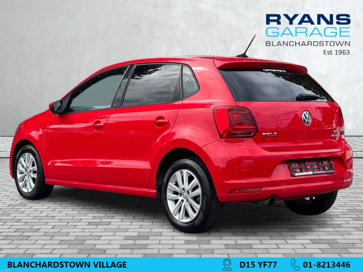 Volkswagen Polo 1.2 PETROL AUTO 5DR - Image 5