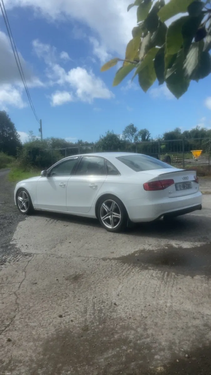 2012 Audi A4 - Image 2