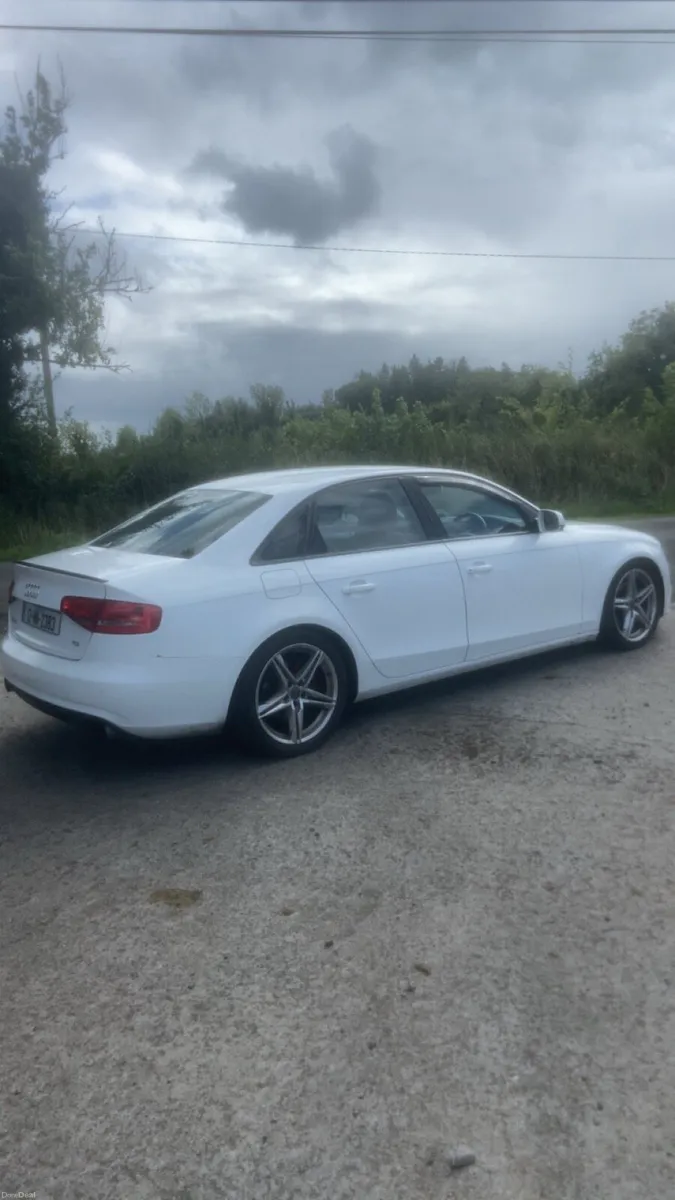 2012 Audi A4 - Image 5