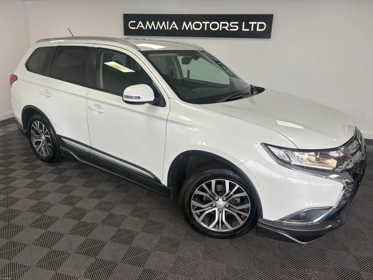 Mitsubishi Outlander OUTL 16MY 4WD 6 6MT 7S 4DR - Image 1