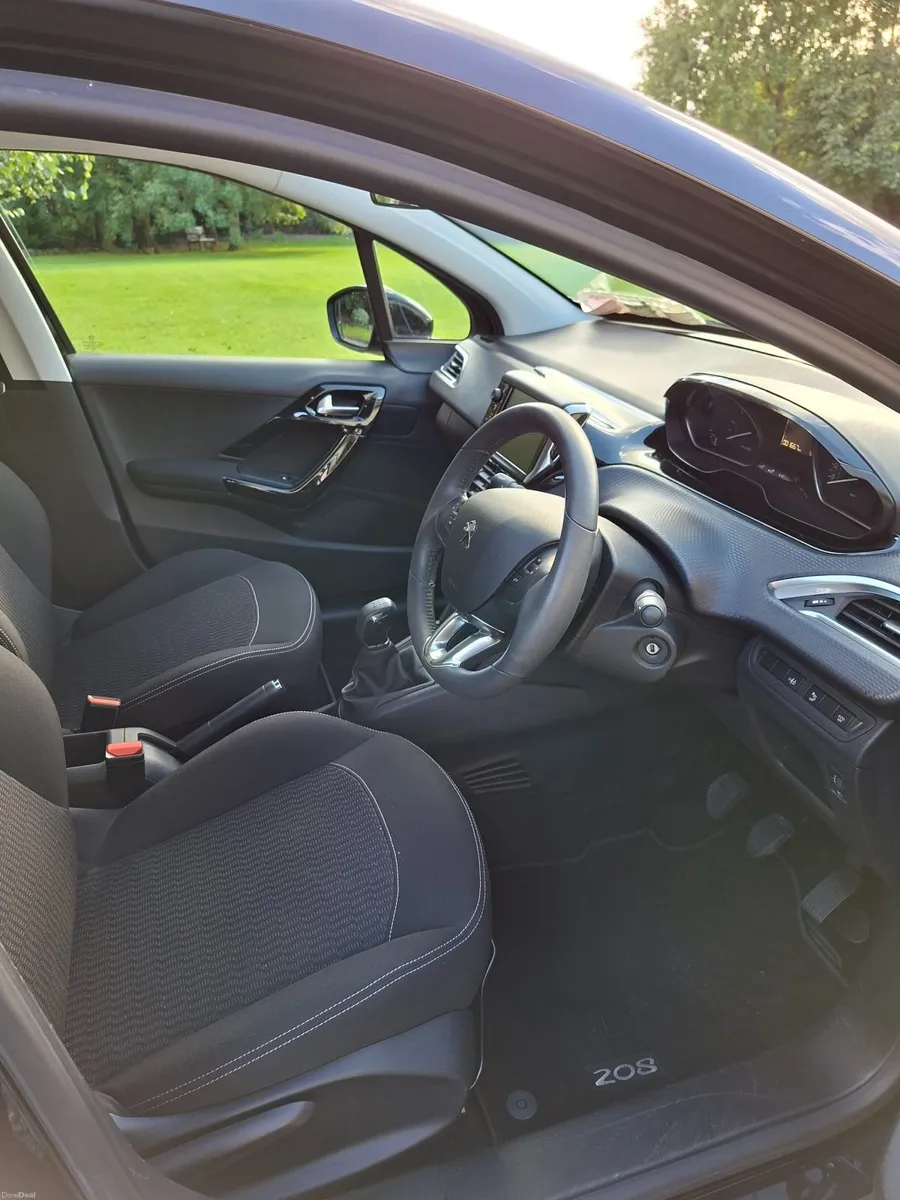 2019 Peugeot 208 1.2L - Image 5