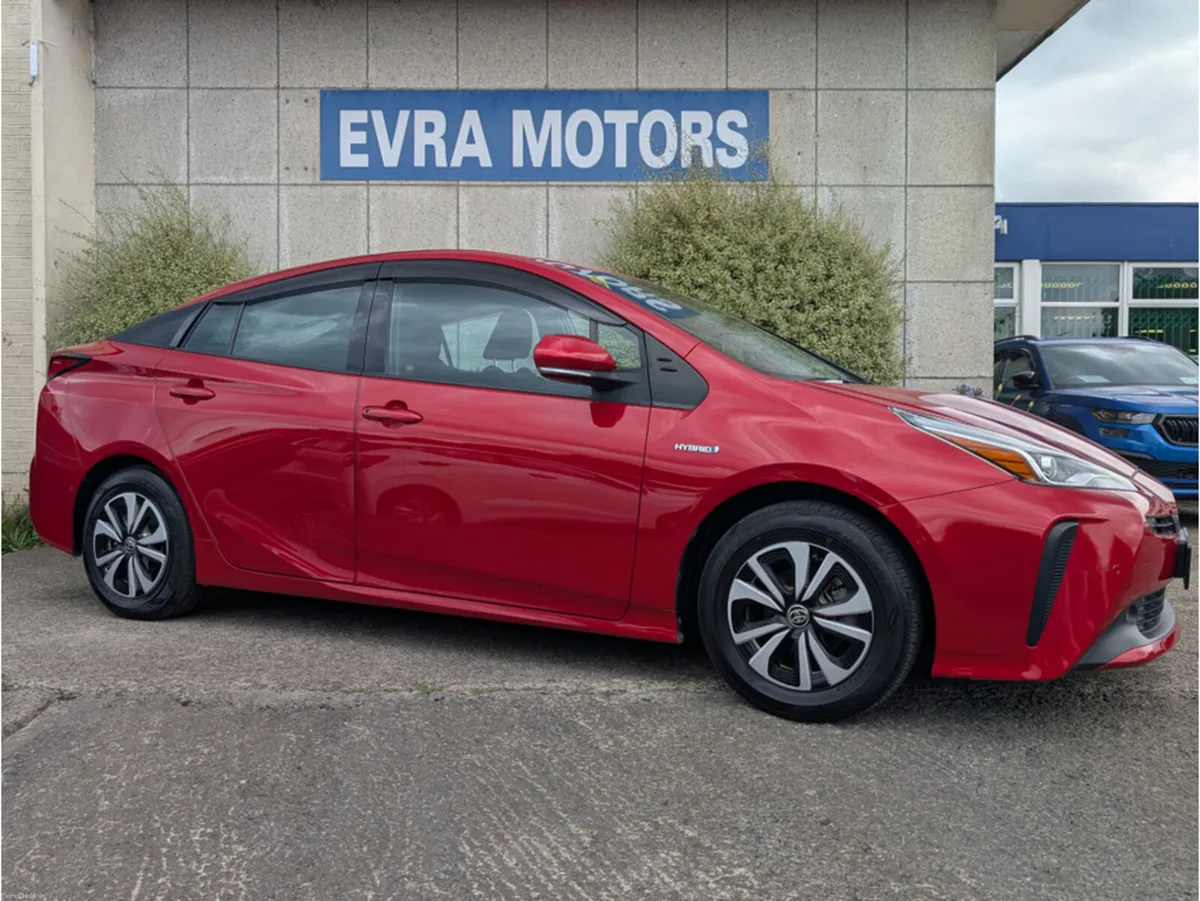 Toyota Prius HYBRID AUTOMATIC 1.8 PETROL //LOW MIL - Image 3