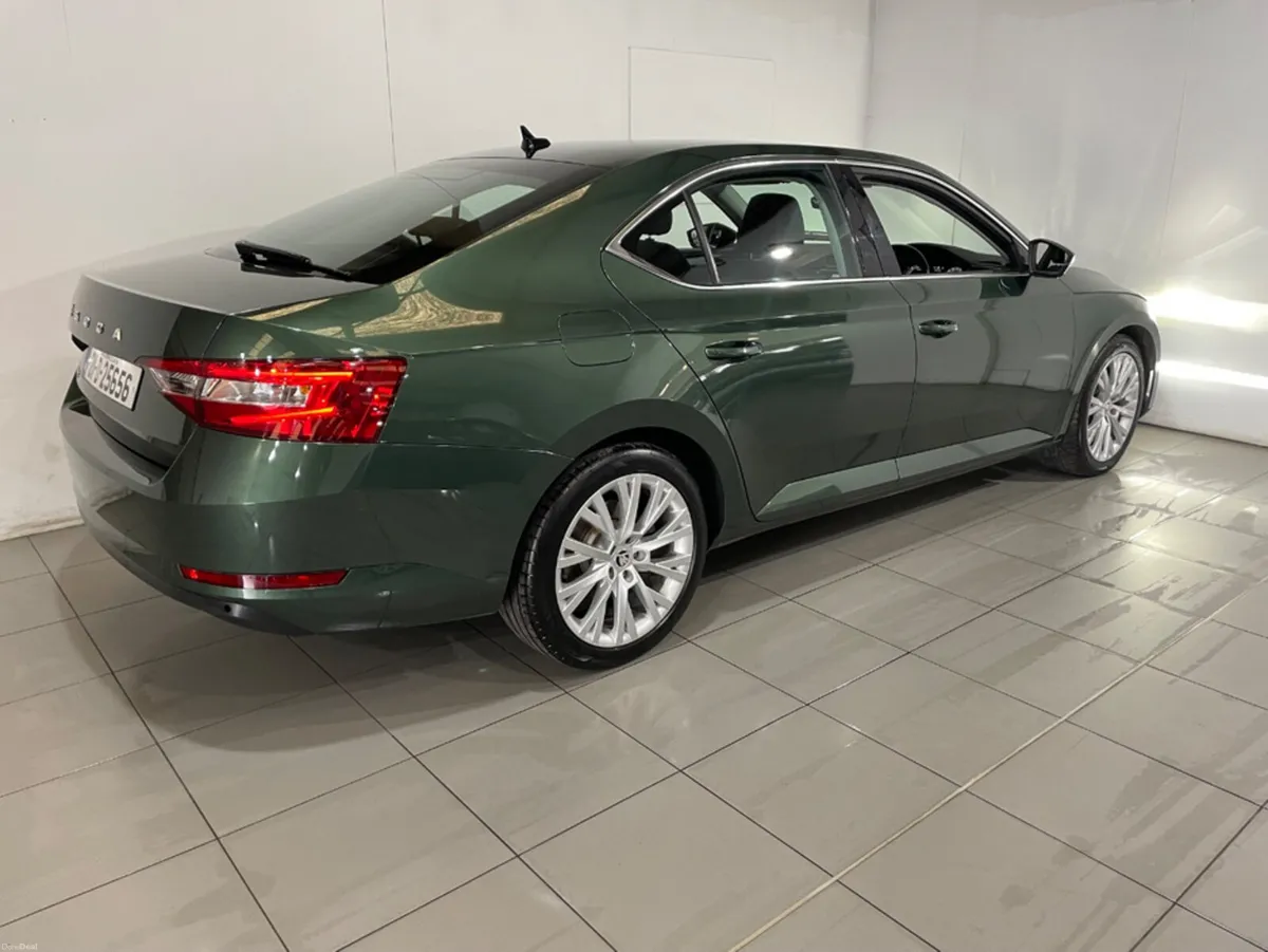 Skoda Superb STYLE 2.0 TDI 150HP FULL SERVICE HIST - Image 3
