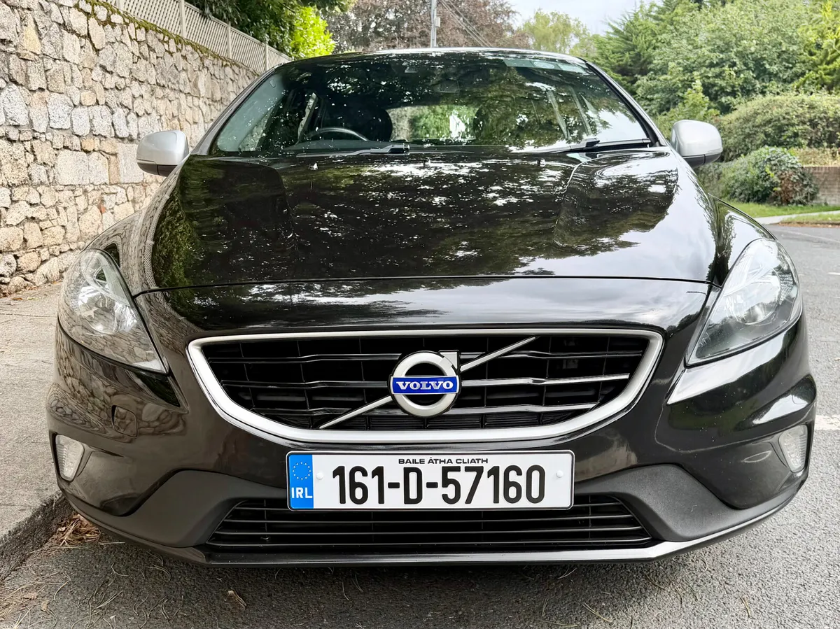 Volvo V40 2016!! R-LINE!! - Image 5