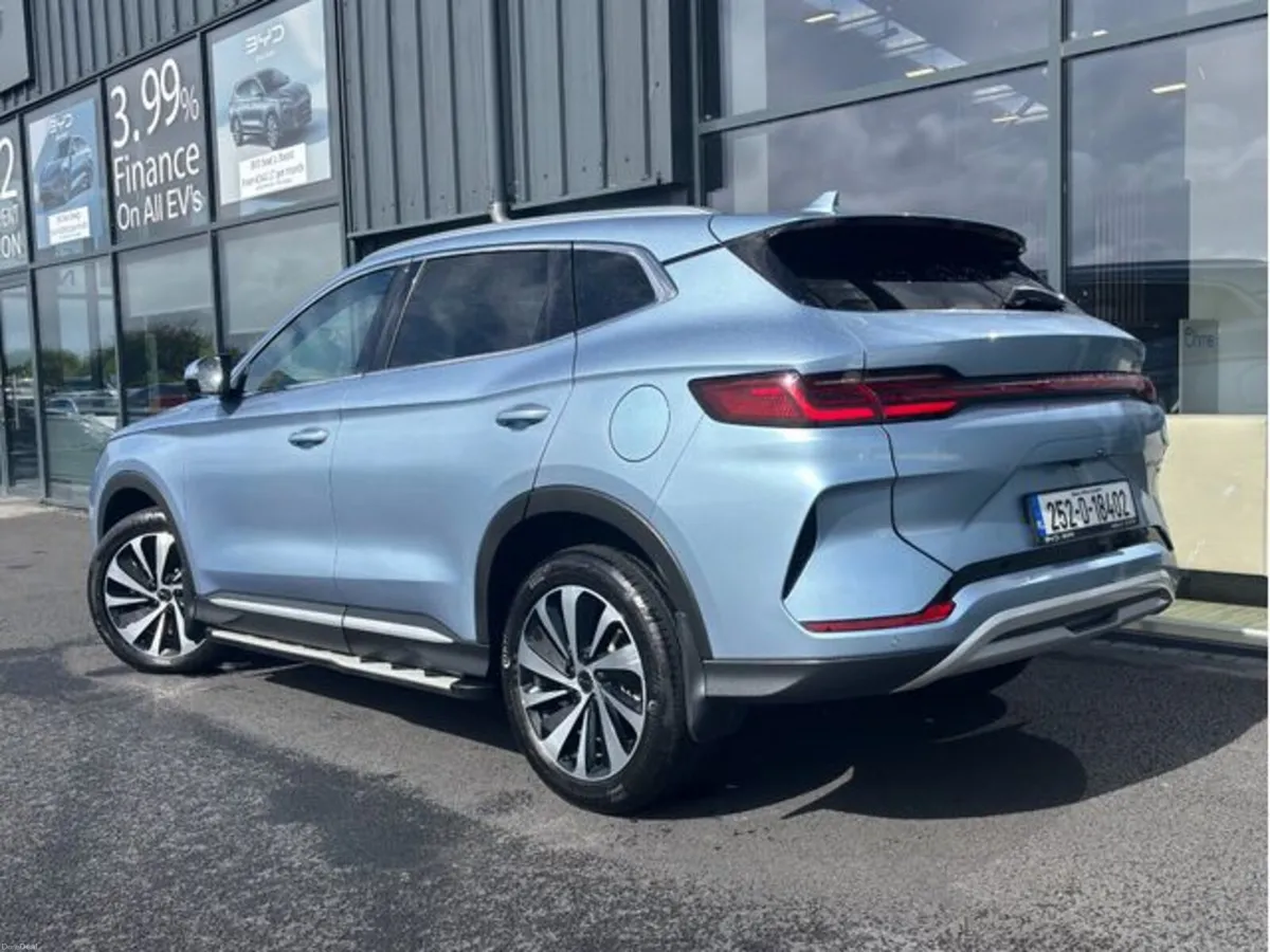 BYD SEAL U DM-i Comfort 26.6kWh **125km EV Range** - Image 2