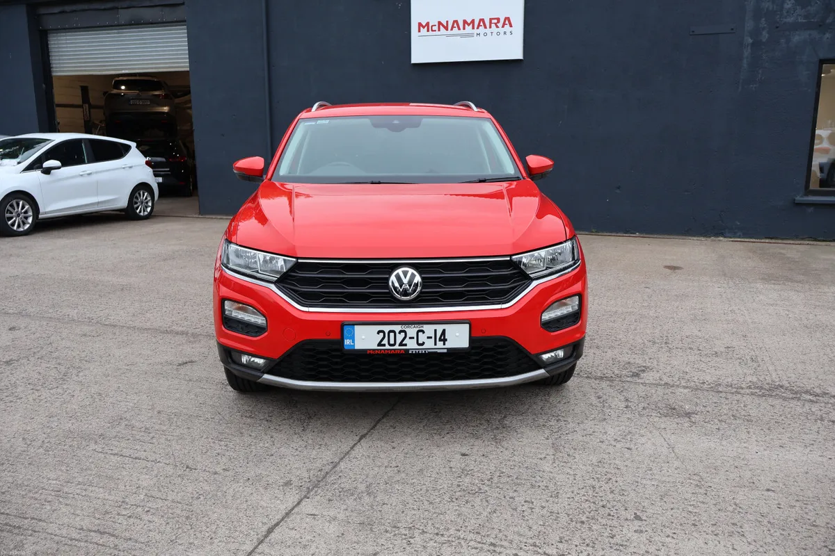Volkswagen T-Roc Design Great Spec Exceptional! - Image 4