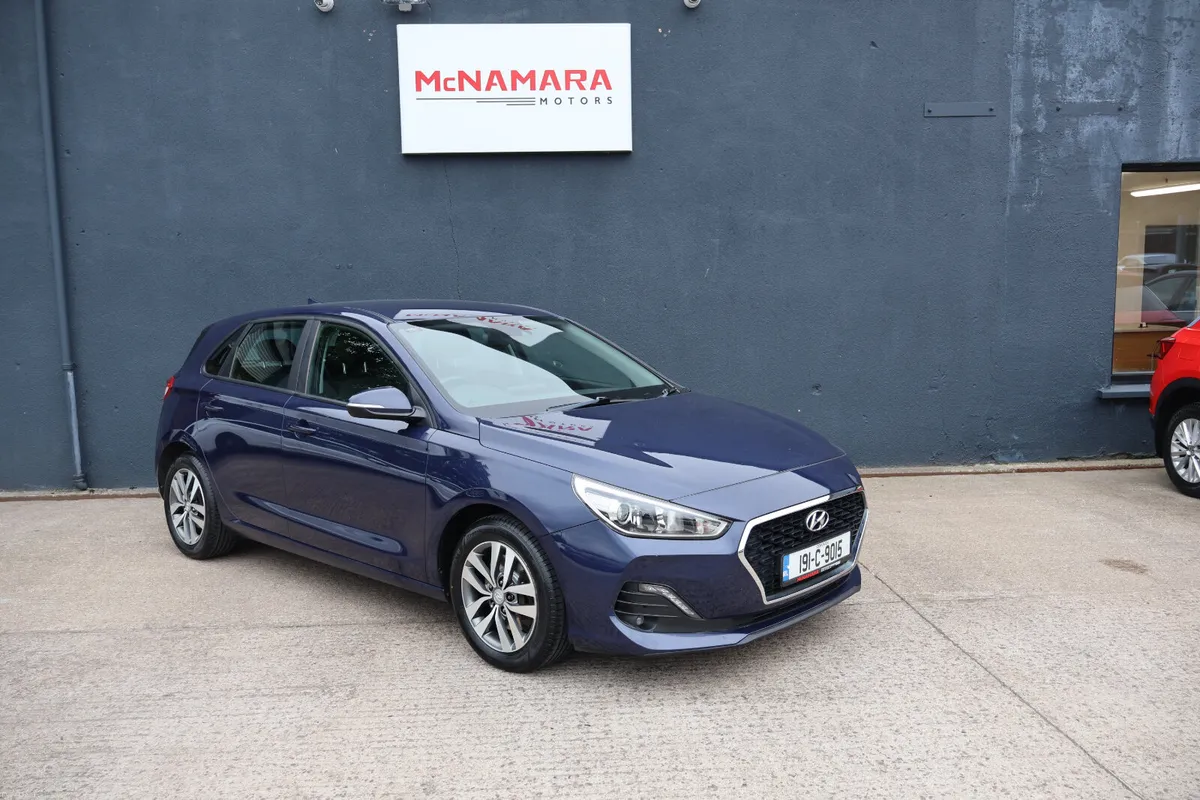 Hyundai i30 Deluxe 81000Km New Brakes Tyres & NCT! - Image 1
