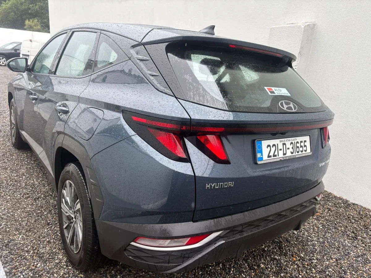 Hyundai Tucson one owner - Image 3