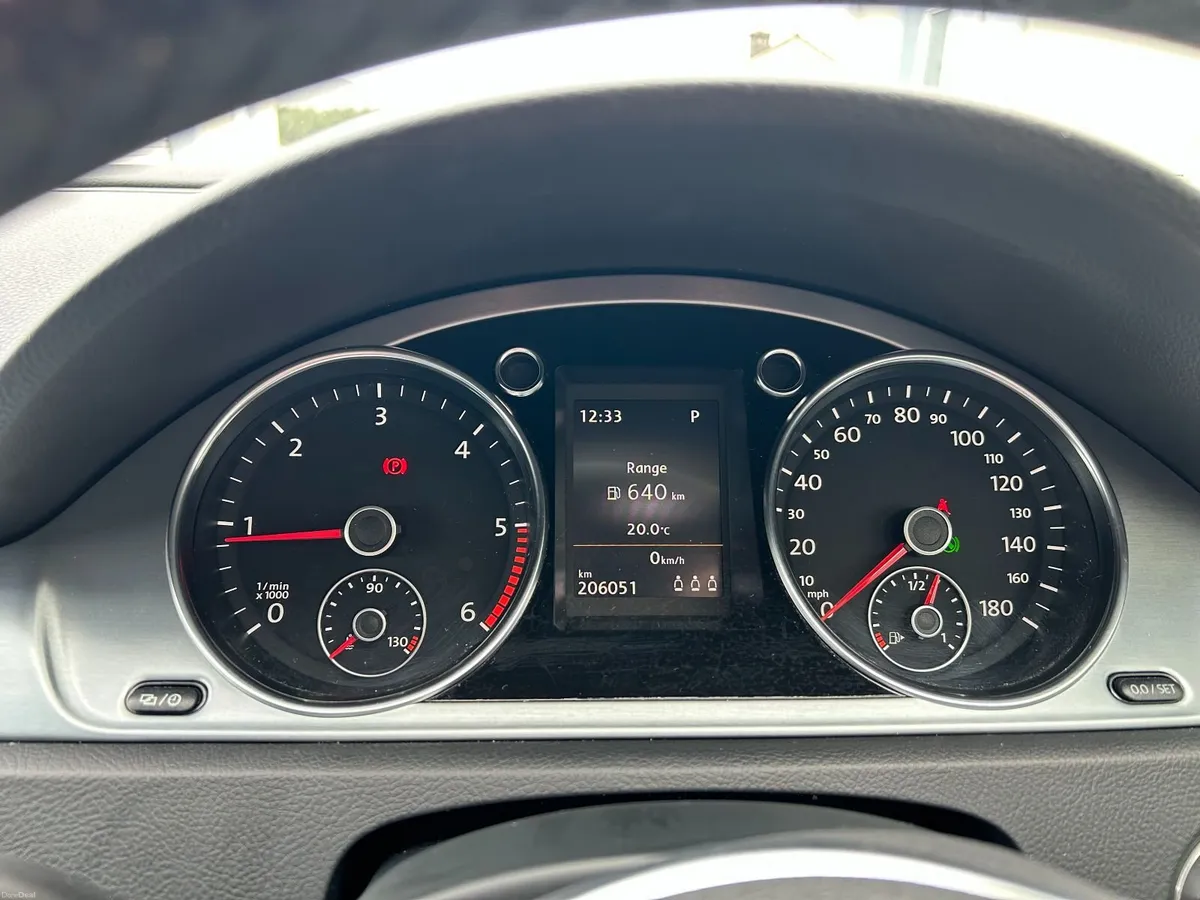 VW CC Saloon 2.0 TDI R-Line DSG Automatic - Image 2