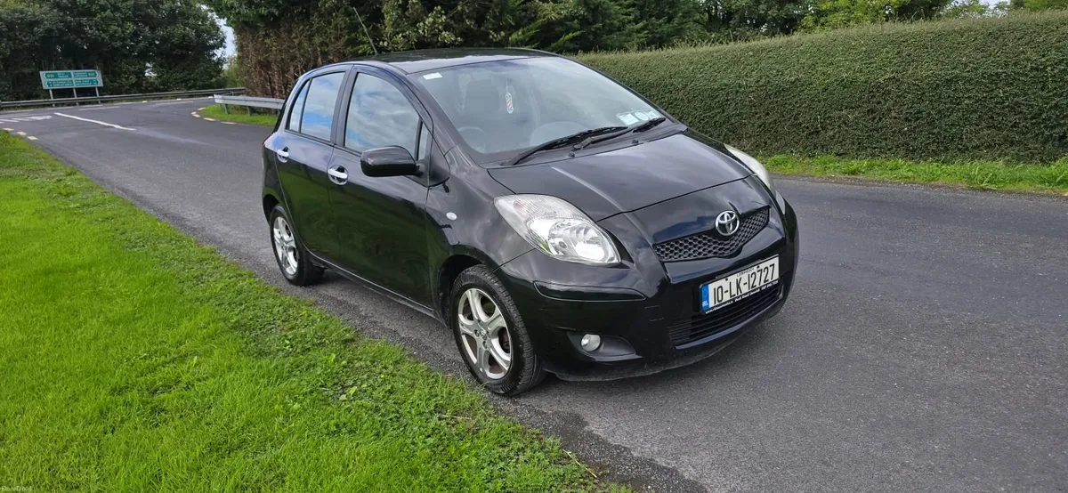 2010 Toyota Yaris 1.0 Nct 02/27 & Tax02/27 - Image 2