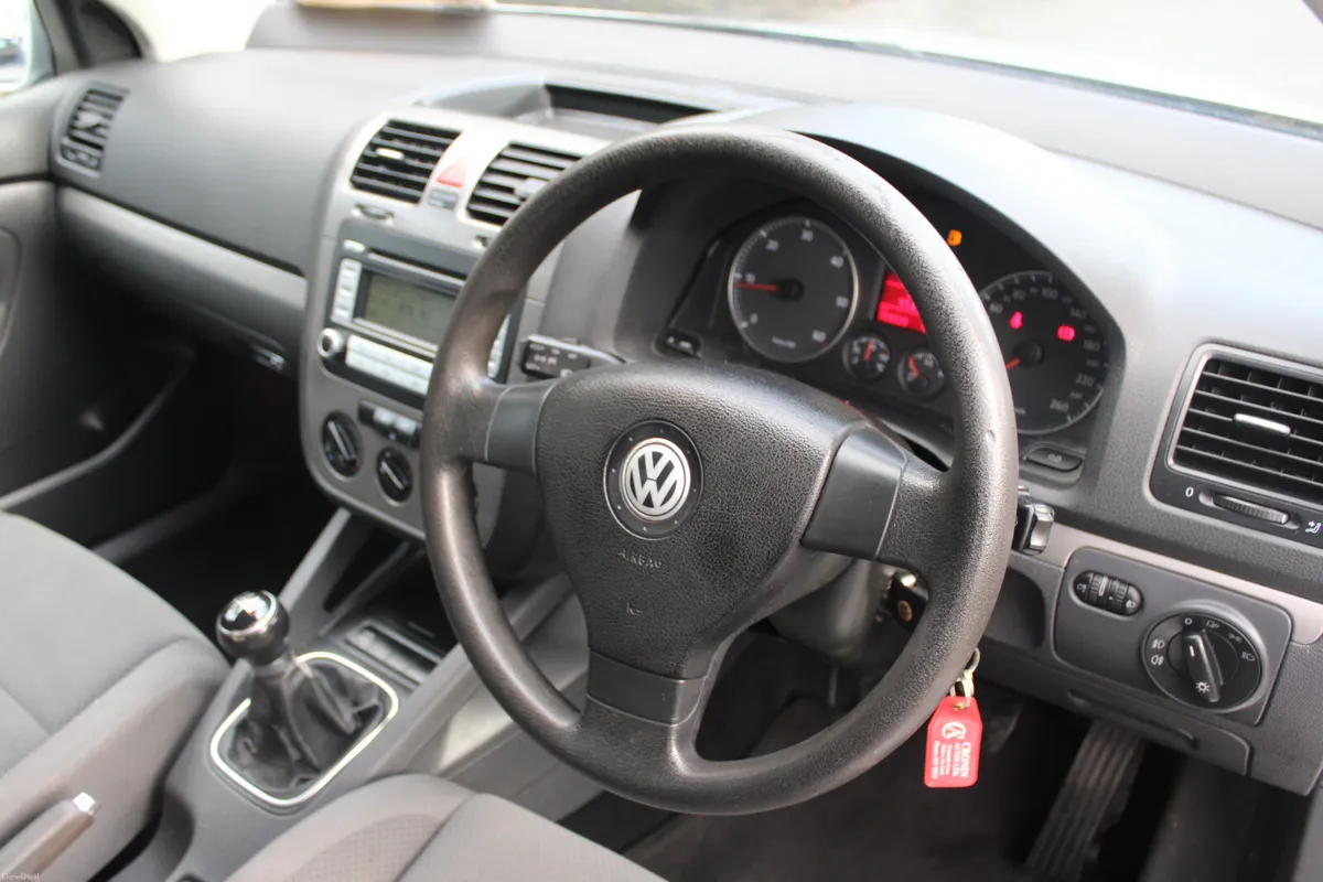 2007 VW GOLF  COMFORT 1.9 TDI 105bhp. - Image 5