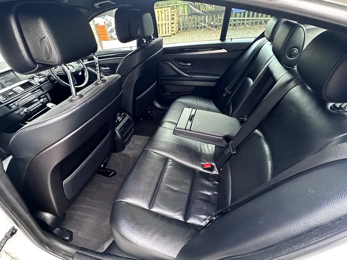 BMW 5-Series MSport 2012 - Image 4