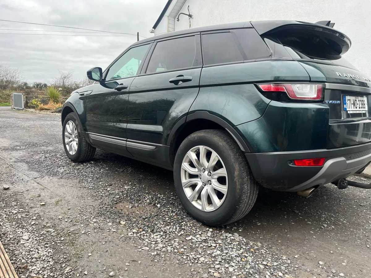 2018 Range Rover Evoque - Manual -Panormaic roof - Image 3